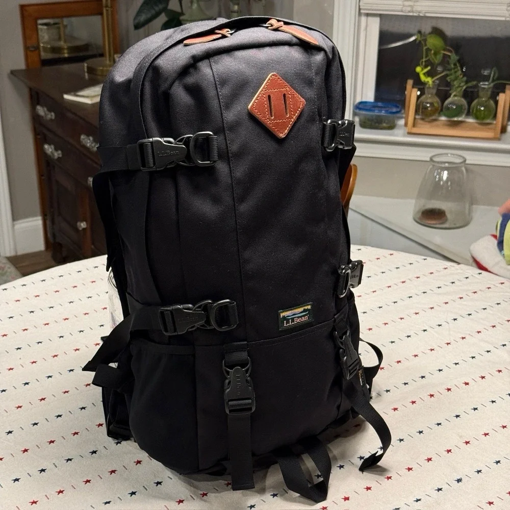 LL Bean Bigelow Cordura Backpack Black Nylon Day Hiking Mountain Classic H2O
